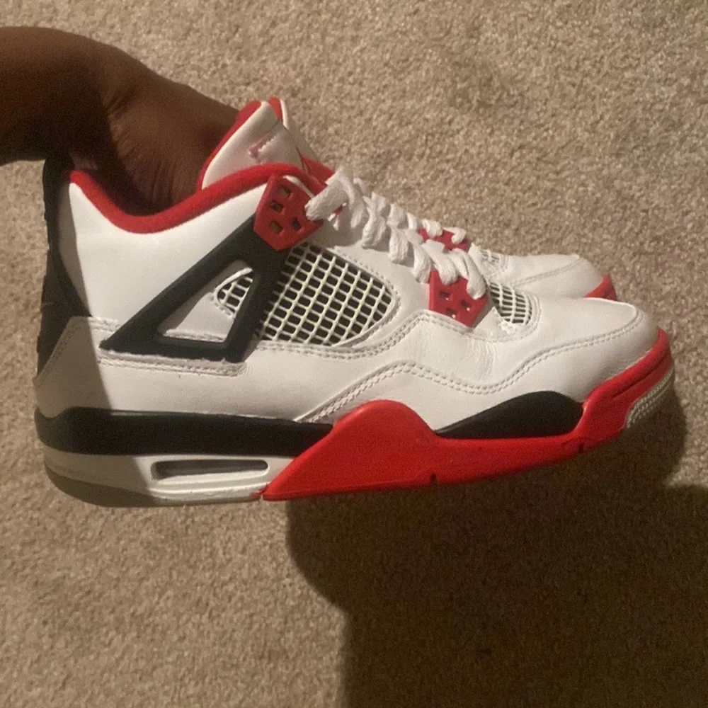 Bundle - Picture 15 of 16